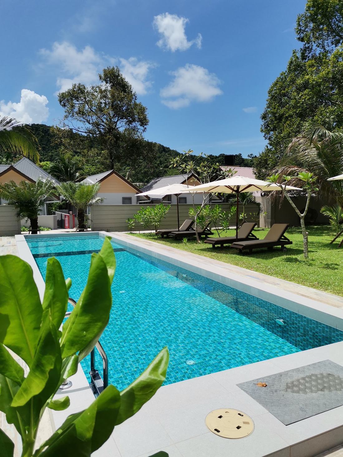 Pool and villas